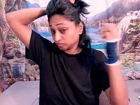 indianspicey online show from November 2025 04:55:01 AM