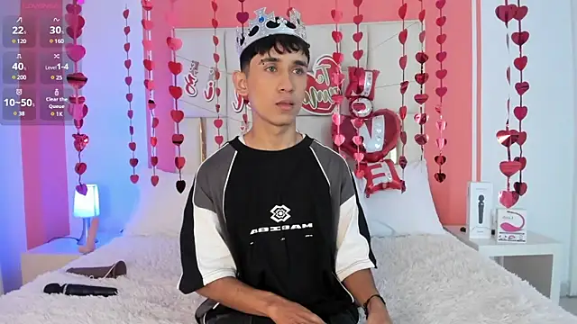 Thayler jones online show from February 2025 11:23:02 AM