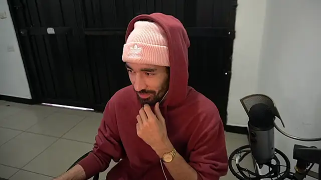 Snapshot of Your_Ice_cream chatting on December 2024 12:05:01 PM Your Ice cream online show from December 2024 12:05:01 PM