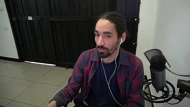 Snapshot of Your_Ice_cream chatting on December 2024 08:10:02 PM Your Ice cream online show from December 2024 08:10:02 PM