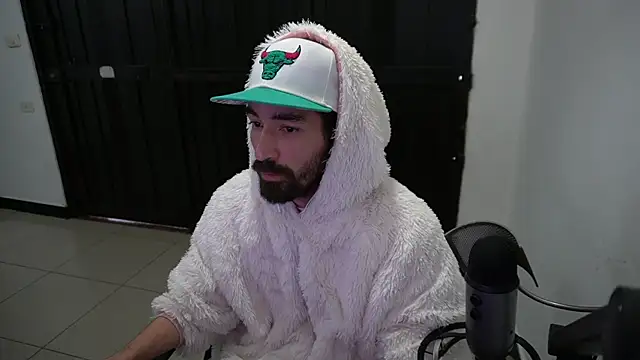 Snapshot of Your_Ice_cream chatting on January 2025 11:47:02 AM Your Ice cream online show from January 2025 11:47:02 AM