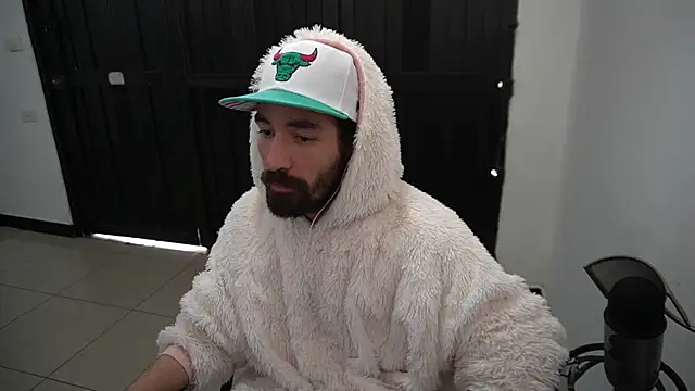 Snapshot of Your_Ice_cream chatting on January 2025 07:20:02 PM Your Ice cream online show from January 2025 07:20:02 PM