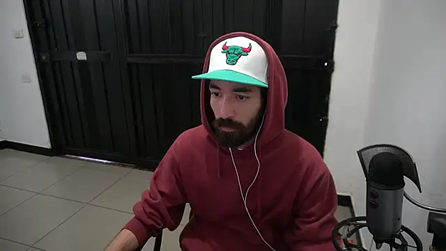 Snapshot of Your_Ice_cream chatting on January 2025 11:38:02 AM Your Ice cream online show from January 2025 11:38:02 AM