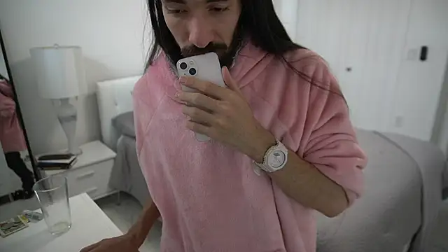 Snapshot of Your_Ice_cream chatting on February 2025 02:42:01 PM Your Ice cream online show from February 2025 02:42:01 PM