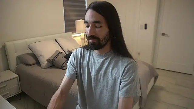 Snapshot of Your_Ice_cream chatting on February 2025 10:52:02 PM Your Ice cream online show from February 2025 10:52:02 PM