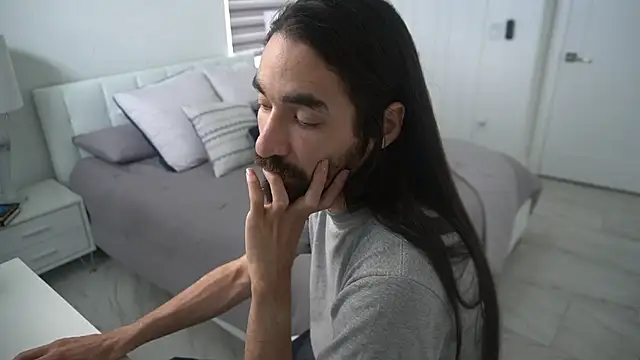 Snapshot of Your_Ice_cream chatting on February 2025 03:53:01 PM Your Ice cream online show from February 2025 03:53:01 PM