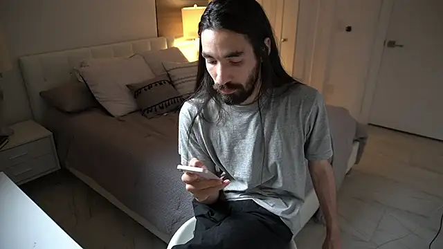 Snapshot of Your_Ice_cream chatting on March 2025 04:17:02 AM Your Ice cream online show from March 2025 04:17:02 AM