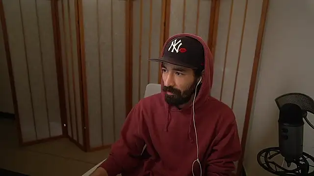 Snapshot of Your_Ice_cream chatting on October 2025 05:04:02 PM Your Ice cream online show from October 2025 05:04:02 PM