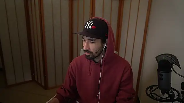 Snapshot of Your_Ice_cream chatting on October 2025 03:35:02 PM Your Ice cream online show from October 2025 03:35:02 PM