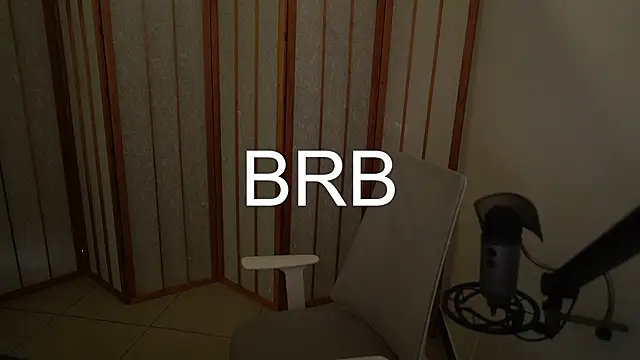 Snapshot of Your_Ice_cream chatting on December 2025 01:09:01 PM Your Ice cream online show from December 2025 01:09:01 PM