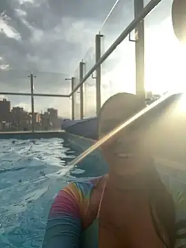 paisitahot1975 online show from January 2025 03:50:01 PM