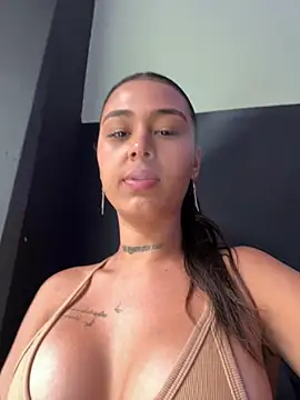 paisitahot1975 online show from February 2025 09:36:01 PM