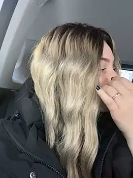 KikiWatson online show from December 2024 08:02:01 AM