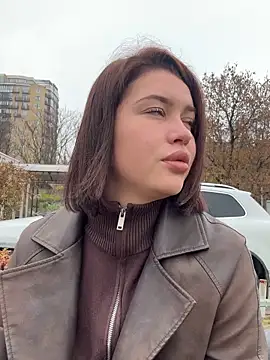 KikiWatson online show from November 2025 07:07:01 AM