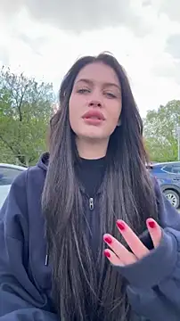 KikiWatson online show from April 2026 06:49:01 AM