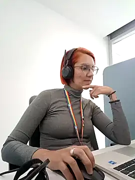 your red rose  online show from January 2025 03:58:01 PM