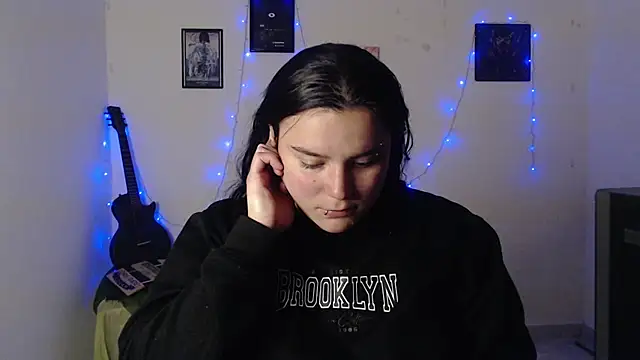 Nika 1  online show from September 2025 08:52:01 PM