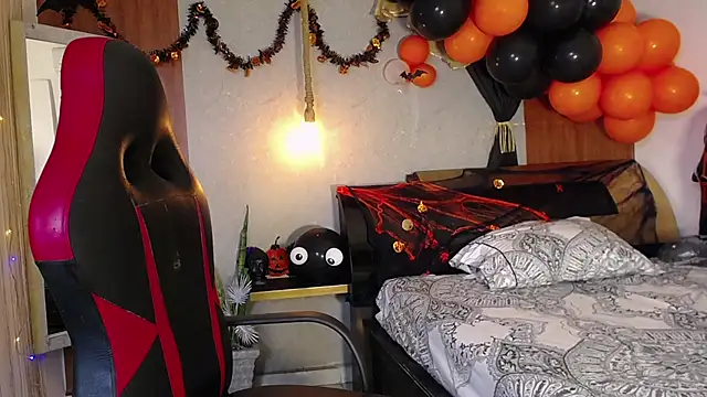 hera divine online show from October 2025 10:15:01 PM