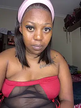 prettyghost26 online show from April 2026 05:19:02 PM