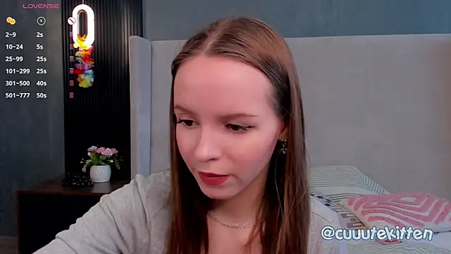 AlodiaHamblett online show from October 2025 07:17:02 AM