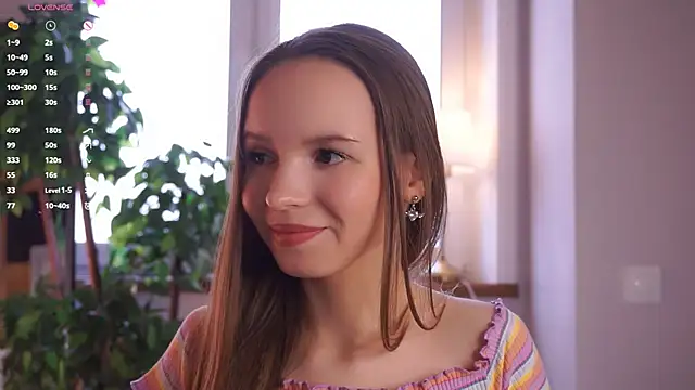 AlodiaHamblett online show from October 2025 08:37:01 AM