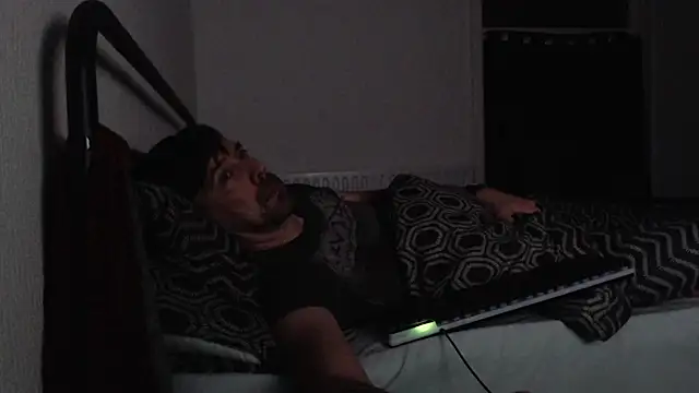 willybewild online show from November 2025 02:01:02 AM