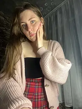 Topvi  online show from December 2024 10:05:01 PM