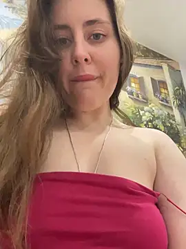 Snapshot of Topvi_ chatting on February 2026 05:33:01 PM Topvi online show from February 2026 05:33:01 PM