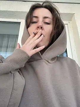 Snapshot of Topvi_ chatting on February 2026 05:40:02 AM Topvi online show from February 2026 05:40:02 AM