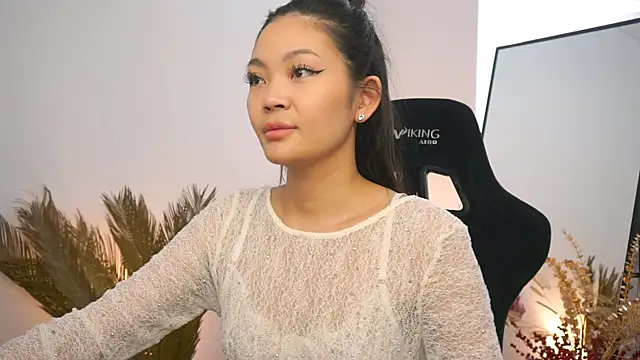 Peopleneedlove144 online show from January 2025 11:06:01 AM