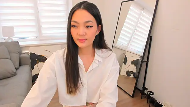 Peopleneedlove144 online show from March 2025 12:25:01 PM