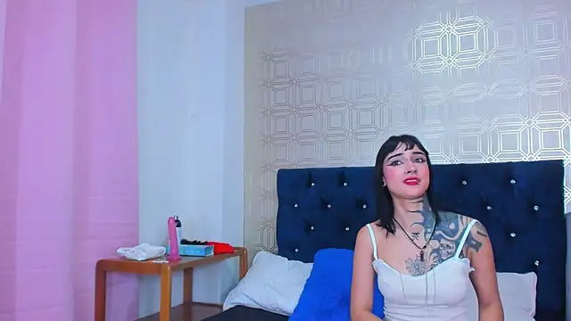 yulianademond66 online show from February 2025 02:05:01 PM