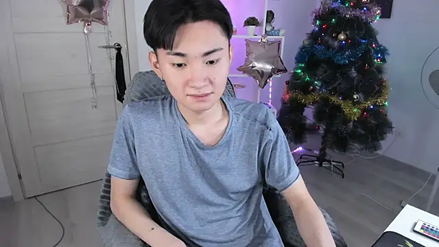 Miram Yu online show from December 2024 11:40:01 AM