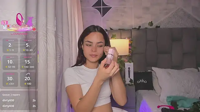 HannaRhodes online show from March 2025 02:40:02 PM