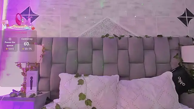 HannaRhodes online show from March 2025 02:01:02 PM