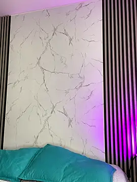 HannaRhodes online show from September 2025 01:22:02 PM