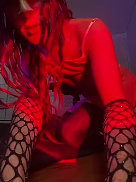 Snapshot of Mia_Frank_ chatting on December 2024 07:42:02 PM Mia Frank online show from December 2024 07:42:02 PM