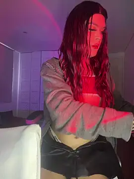 Snapshot of Mia_Frank_ chatting on February 2025 08:05:01 PM Mia Frank online show from February 2025 08:05:01 PM