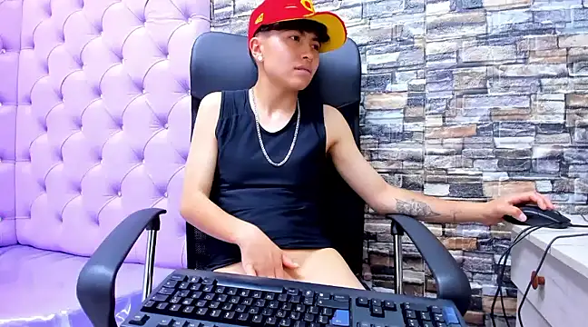 Snapshot of Im_Mathias chatting on December 2024 06:21:01 AM Im Mathias online show from December 2024 06:21:01 AM