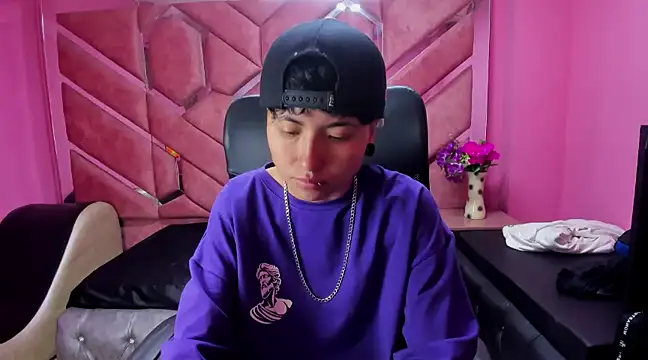 Snapshot of Im_Mathias chatting on January 2025 09:44:02 AM Im Mathias online show from January 2025 09:44:02 AM