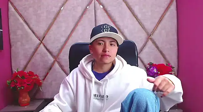 Snapshot of Im_Mathias chatting on January 2025 02:49:02 AM Im Mathias online show from January 2025 02:49:02 AM