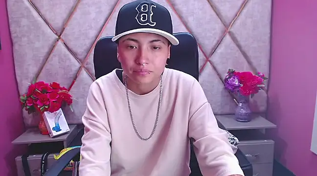 Snapshot of Im_Mathias chatting on February 2025 03:06:01 AM Im Mathias online show from February 2025 03:06:01 AM