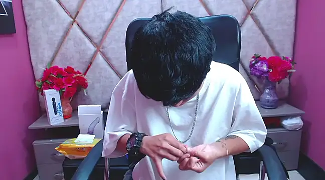 Snapshot of Im_Mathias chatting on February 2025 04:59:02 AM Im Mathias online show from February 2025 04:59:02 AM