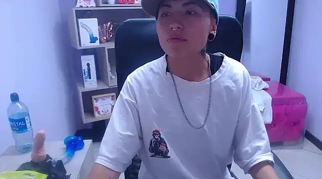 Snapshot of Im_Mathias chatting on February 2025 03:18:01 AM Im Mathias online show from February 2025 03:18:01 AM