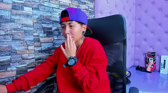 Snapshot of Im_Mathias chatting on February 2025 02:15:02 AM Im Mathias online show from February 2025 02:15:02 AM