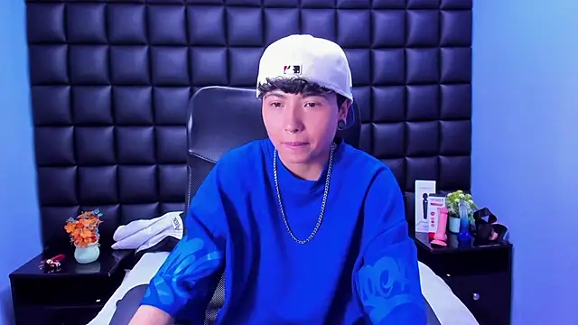 Snapshot of Im_Mathias chatting on September 2025 04:34:01 PM Im Mathias online show from September 2025 04:34:01 PM