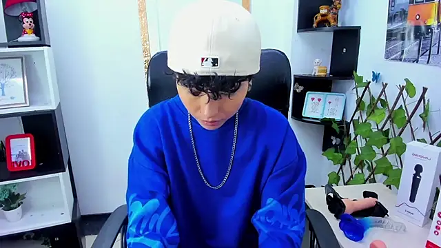 Snapshot of Im_Mathias chatting on October 2025 08:08:02 PM Im Mathias online show from October 2025 08:08:02 PM