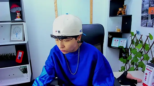 Snapshot of Im_Mathias chatting on October 2025 03:01:02 PM Im Mathias online show from October 2025 03:01:02 PM