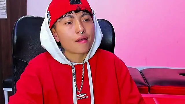 Snapshot of Im_Mathias chatting on February 2026 02:34:02 AM Im Mathias online show from February 2026 02:34:02 AM