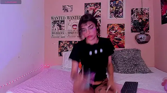 Luna-Chann online show from March 2025 02:01:02 AM